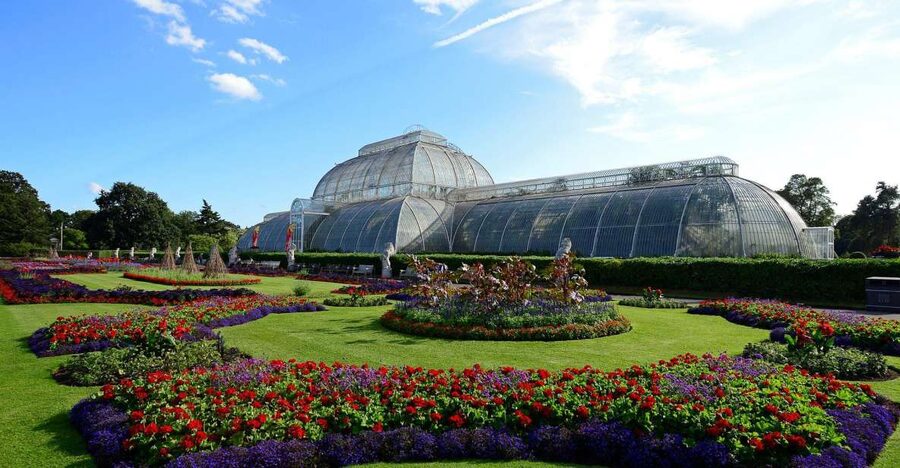 London: Kew Gardens Admission Ticket - Kew Palace, the royal retreat that feels human scale
