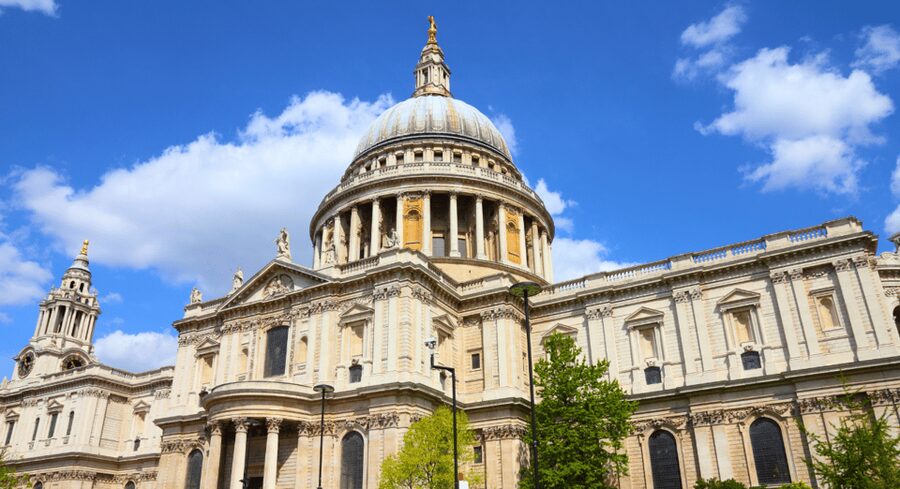 London: London Sightseeing Walking Tour with 30+ Sights - One Tube ride, then Westminster’s big decision points