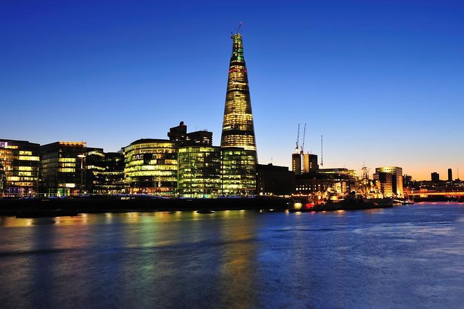 London Luxury Dinner Experience with Panoramic City Views - Getting on board: Victoria Embankment, coat service, and assigned seats