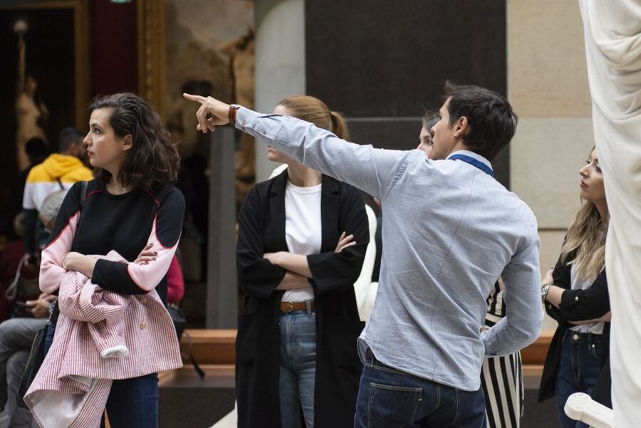 London: Natural History Museum Guided Tour - The best part is the guide, and you can tell fast