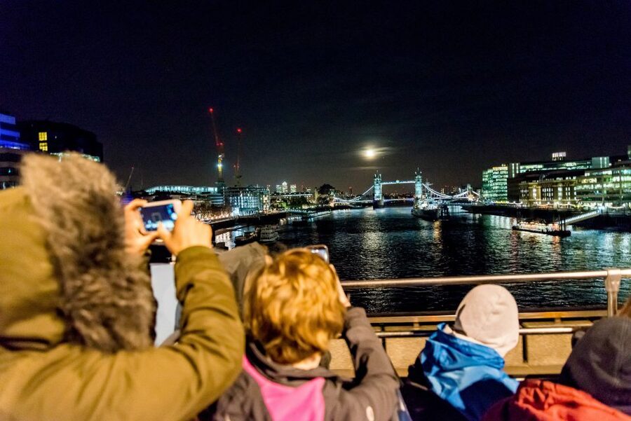 London: Nighttime Open-Top Bus Sightseeing Tour - Wi-Fi On Board: A Small Add-On With Big Practical Value
