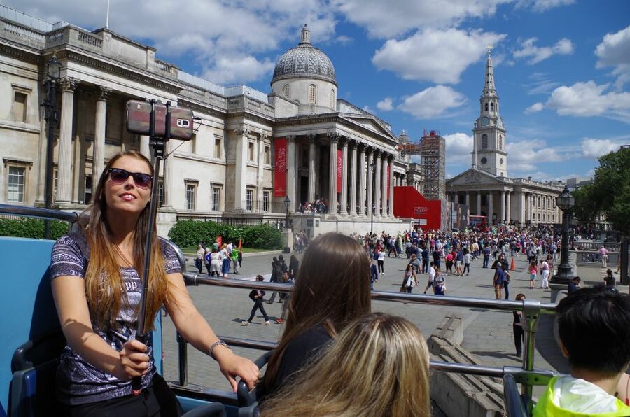 London: Panoramic Open-Top Bus Tour - Live Guide Energy, Plus Audio Backup in 12 Languages