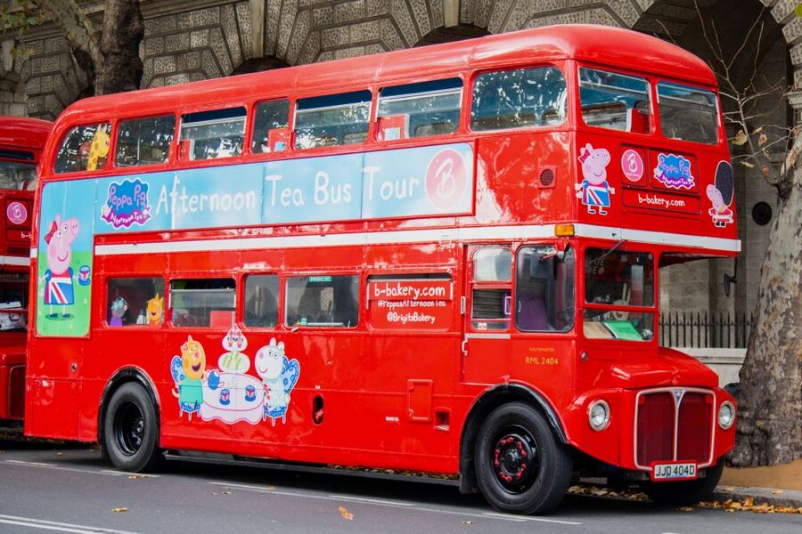 London: Peppa Pig Bus Tour with Entertainment - Getting There: Bus Stop N by Temple Station (and Why That Matters)