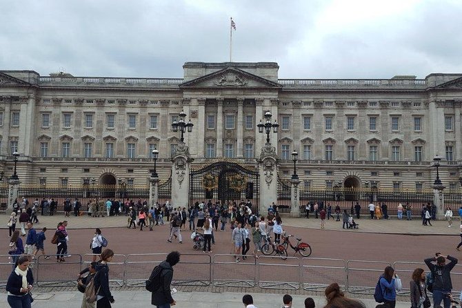 London Private Chauffeur Half-Day or Full-Day Vehicle Rental - What the Driver Does (and What You Should Plan Yourself)