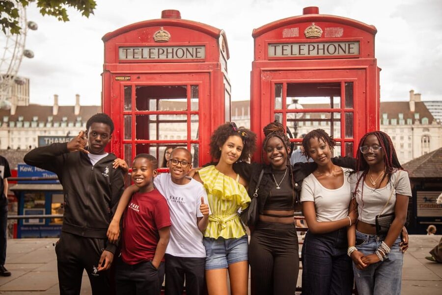 London: Private Photoshoot with Video Clip Option - Iconic backdrops you can actually get right