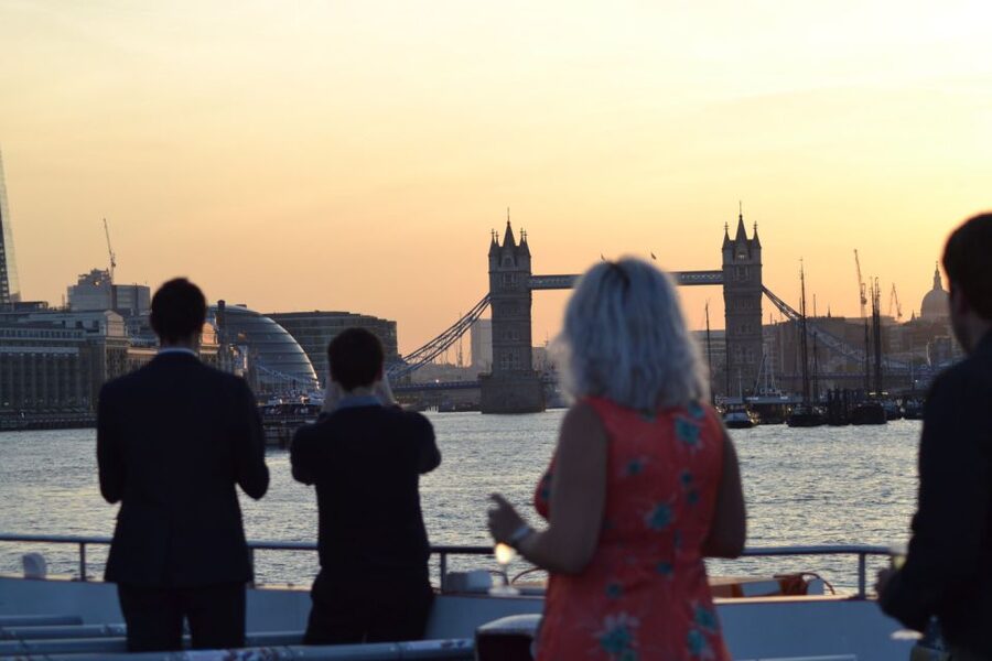 London: River Thames Evening Cruise with Bubbly and Canapés - Thames at night with bubbly and canapés