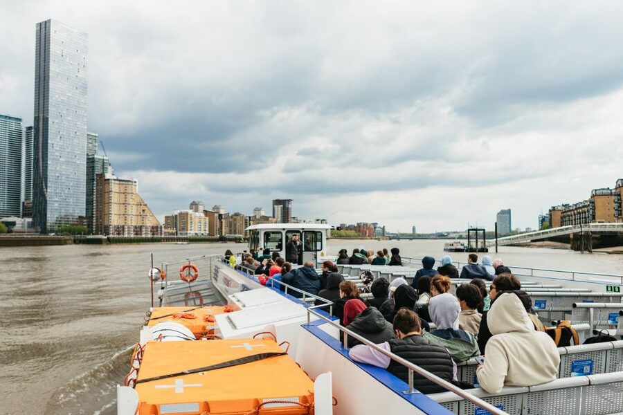 London: River Thames Hop-On Hop-Off Sightseeing Cruise - The Thames Cruise Sweet Spot, from Icon Photos to Real Navigation