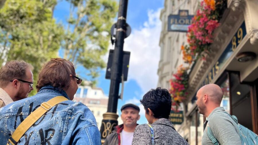 London: Royal Historic Pubs Walking Tour - Beer-first fun, with practical guidance on what to order