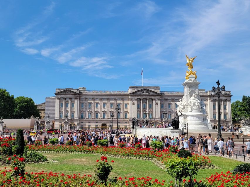 London: Royal Walking Tour and Buckingham Palace Audio Tour - Value for $100: what you are really paying for