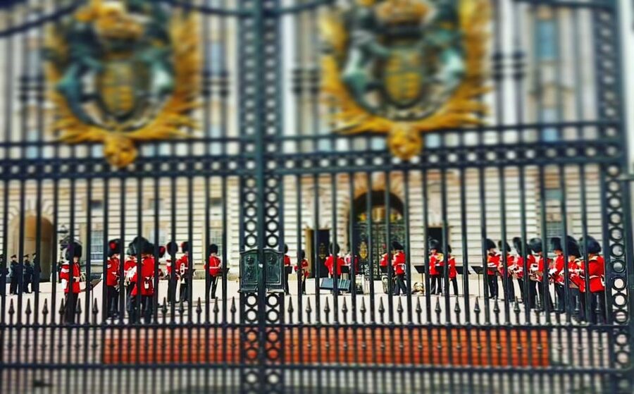 London: Royalty Walking Tour with Changing of The Guard - Should You Book This Royalty Walking Tour?