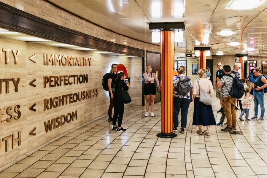 London: Secrets of the London Underground Walking Tour - Price and value for 40 USD, what is included and what costs extra