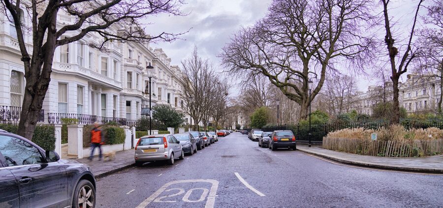 London: Self-Guided Notting Hill Walking Tour with an APP - Elgin Crescent and Lansdowne Crescent: big arches and colorful streets