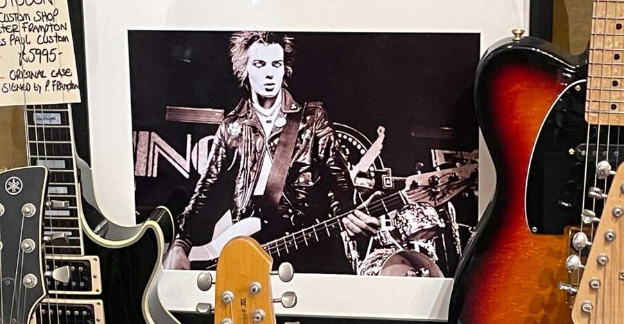 London: Sex Pistols and Punk Music Walking Tour - Why a Sex Pistols walking tour works so well in Soho