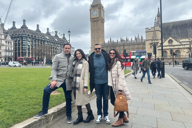 London Sightseeing Private Black Cab Tour with Hotel Pick Up - Trafalgar Square, Theatreland, and the Green Bridge Detail