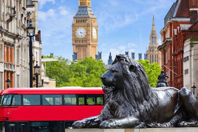 London Sightseeing Walking Tour with 30+ sights - Tower of London and Tower Bridge: medieval stories beside modern commerce