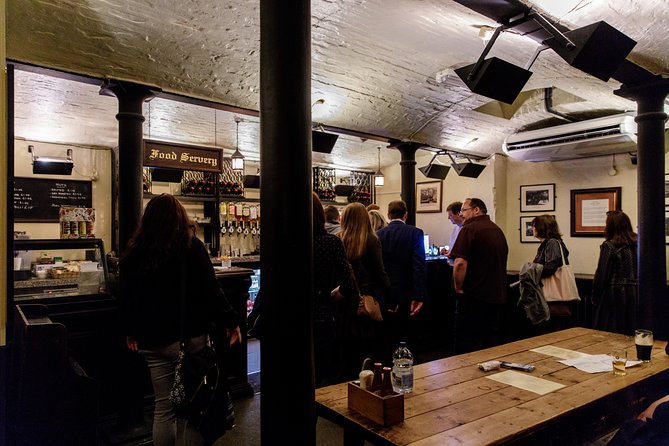 London Small Group Tour of Historical Pubs - St Paul’s, Fleet Street, and the Shakespearean playhouse detour