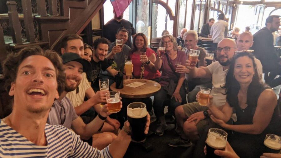 London: Soho Music and Historic Pubs Walking Tour - Meeting Piccadilly Circus: winged Eros and an easy first win
