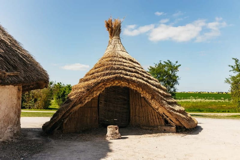 London: Stonehenge Morning or Afternoon Tour Optional Lunch - Shuttle vs walk: how to choose when weather and energy decide