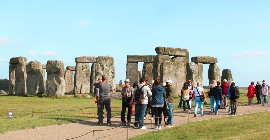 London: Stonehenge, Windsor, and Bath Day Trip by Bus - Key moments worth planning for