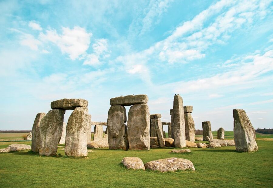 London: Stonehenge, Windsor, and Bath Day Trip by Bus - Value for the price: why the $120 bundle can be worth it