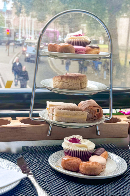 London: Taylor Swift-Inspired Afternoon Tea Bus Tour - A Taylor Swift Afternoon Tea Twist on a London Bus Loop