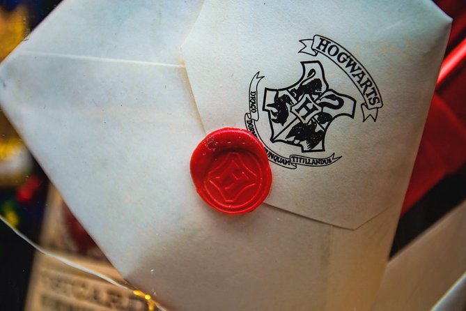 London The Best of Harry Potter Guided Tour (Free for Kids) - House of Spells: Souvenirs, Butterbeer-Style Treats, and the HP394 Code