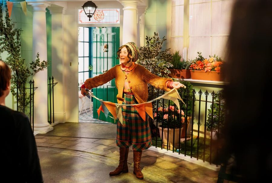 London: The Paddington Bear Experience - How the South Bank setting helps you make a full day