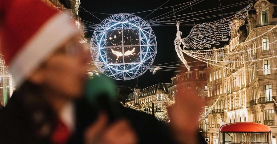 London: Tootbus Christmas Lights Tour incl walking tours - How the Tootbus Christmas Lights route starts in London