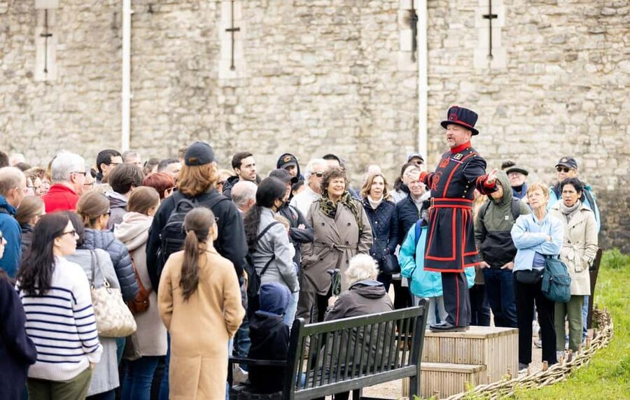 London: Tower of London & Changing of the Guard Experience - River Thames shuttle cruise: a quick reset with real London views