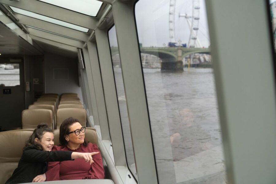 London: Uber Boat 1-Day Hop-On Hop-Off and Cable Car Tickets - Practicalities That Actually Matter: QR Codes, Timetables, and Gotchas
