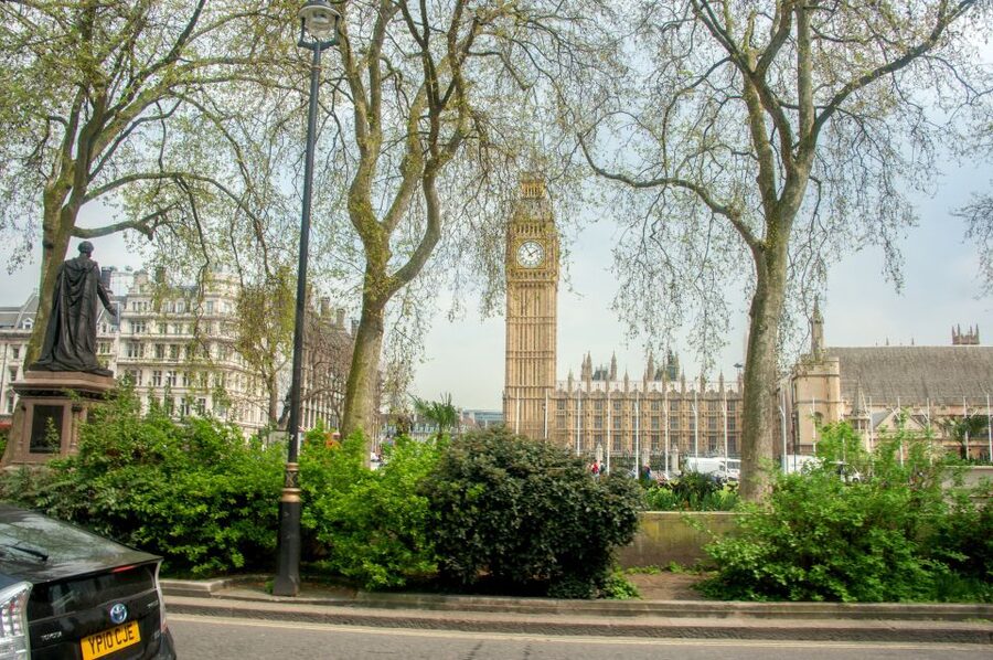 London: Vintage Bus Tour and London Eye Ticket - Vintage Routemaster Highlights: Parliament, Big Ben, and 10 Downing Street