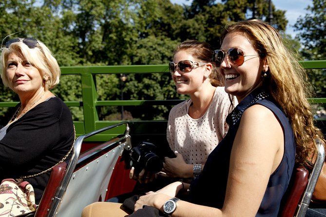 London Vintage Bus Tour Including River Thames Cruise with Optional Lunch - Big Ben Area to St. Paul’s: Why the Drive-By Sections Still Count