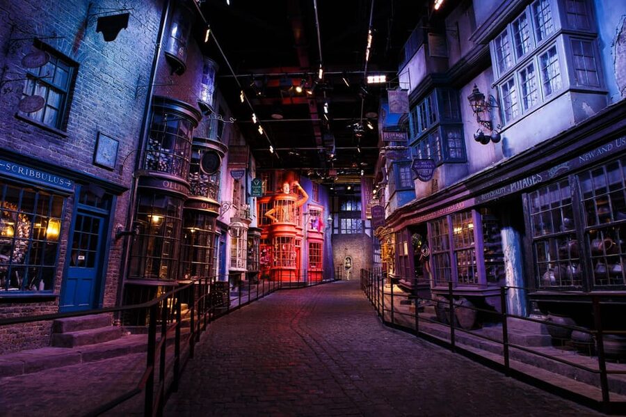 London: Warner Bros. Studio Tour and Morning Train Ticket - London Euston departures to Watford Junction: the rail part is the easy win