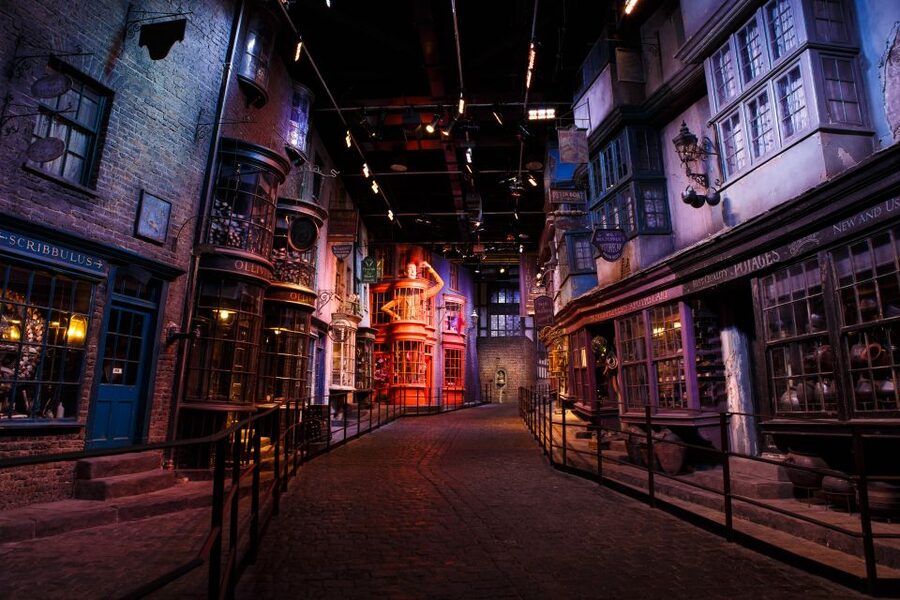 London: Warner Bros. Studio Tour and River Thames Cruise - Key points to know before you go