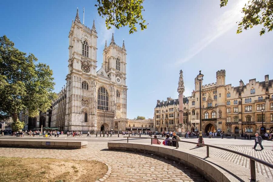 London: Westminster Abbey Guided Tour - Meet At The Abbey Shop and Get Into Westminster Abbey Smoothly