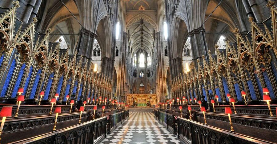 London: Westminster Abbey Guided Tour - The Coronation Chair and Gothic Details You Can Actually See