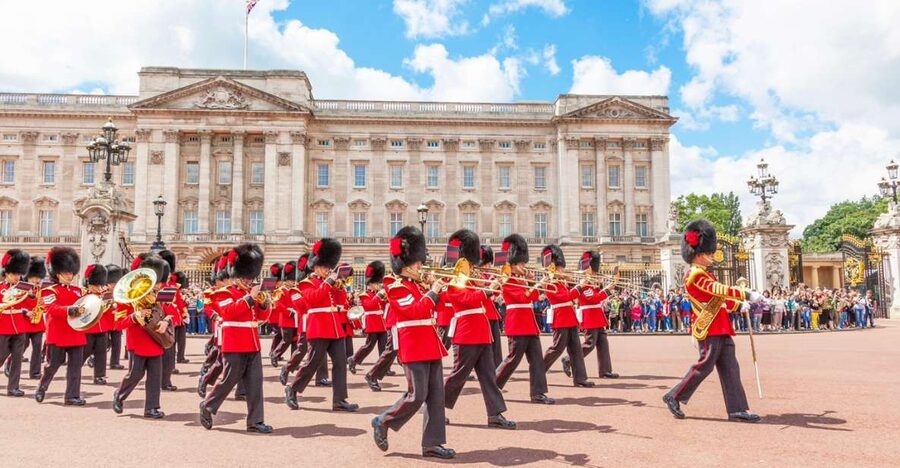 London: Westminster and Changing of the Guard Tour - Key highlights to know before you go