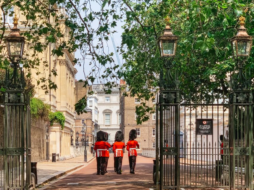 London: Westminster and Changing of the Guard Tour - Should you book this Westminster and Changing of the Guard tour?