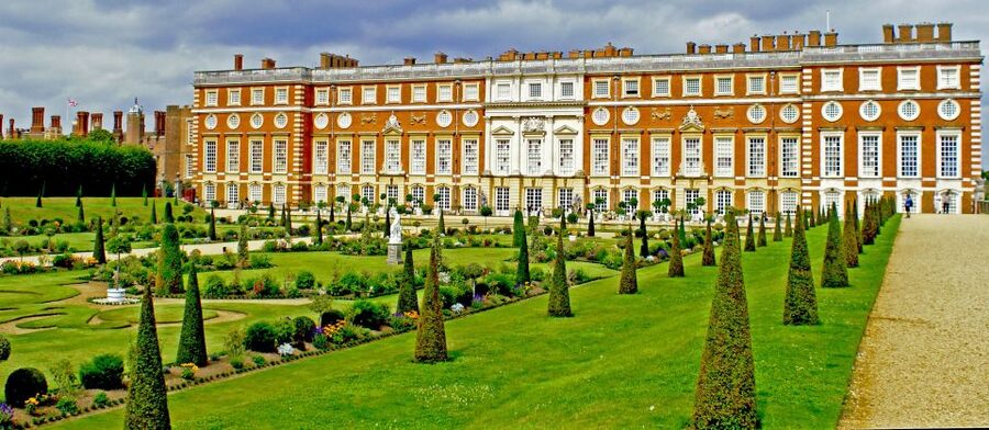London: Windsor Castle & Henry VIII's Hampton Court Palace - Price and logistics: is $120 worth it for this combo day?