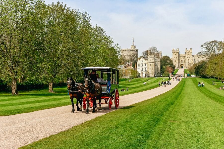 London: Windsor, Stonehenge, Bath, and Roman Baths Day Trip - Key highlights you’ll actually feel