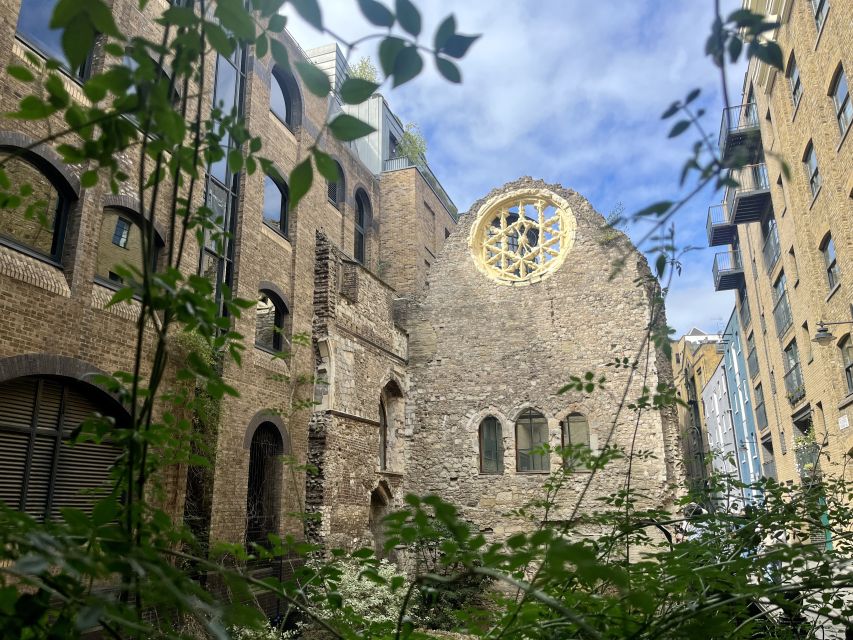 London: Witches and History Bankside Walking Tour - Shakespeare’s Globe and the Thames: theater, water, and myth