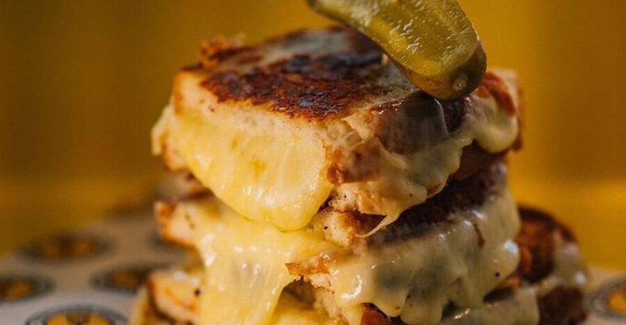 Manchester: Guided Cheese Crawl with Tastings - Why Manchester Works So Well for a Cheese Walk