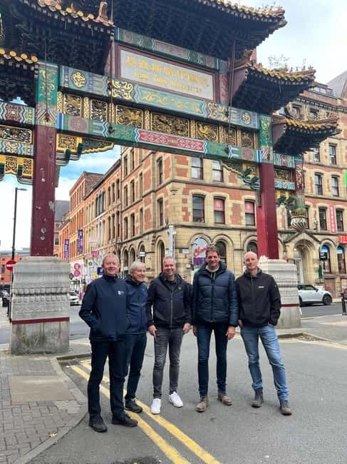 Manchester: Morning or Afternoon City Walking Tour - St Peter’s Square: your fast orientation to Manchester’s big turning points