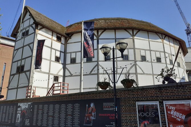 Medieval History Walking Tour from The Tower of London - Shakespeare’s Globe to the Thames: theatre and time scales