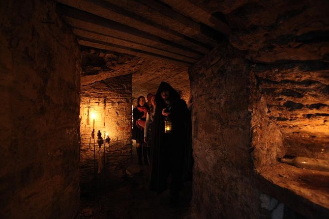 Multi-Sensory Haunted Underground Vaults Tour in Edinburgh - No jump scares: why it can still feel scary