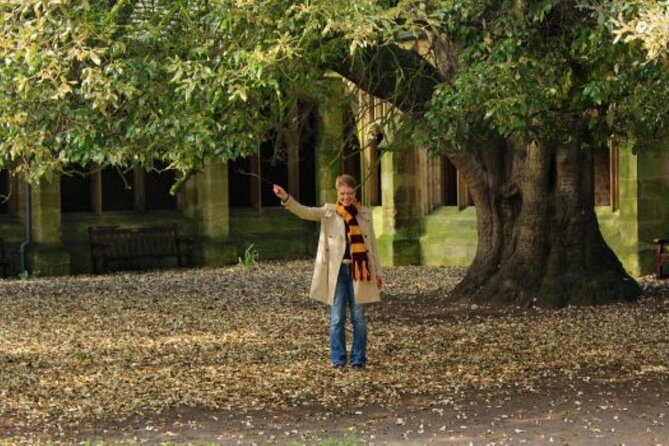 New College Oxford Harry Potter Insights PRIVATE TOUR Daily - New College cloisters, chapel, hall, and gardens (and why it works)