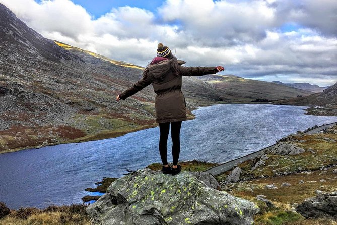 North Wales Adventure Sightseeing Day Trip from Liverpool - Stop 4: Betws-y-Coed, 45 Minutes to Stretch and Shop