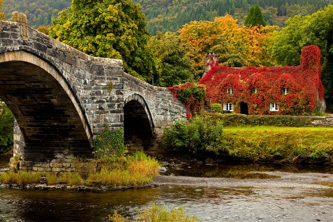 North Wales & Caernarfon Castle Full-Day Tour from Manchester - From Manchester to North Wales, without the stress