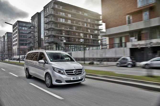 Nottinghamshire to London Heathrow Airport (LHR) Luxury Transfers - Why Nottinghamshire to Heathrow feels easier with private luxury