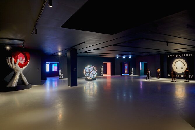 Official tickets: Moco Modern & Contemporary Art Museum - Robbie Williams: Pride and Self-Prejudice and mental health themes